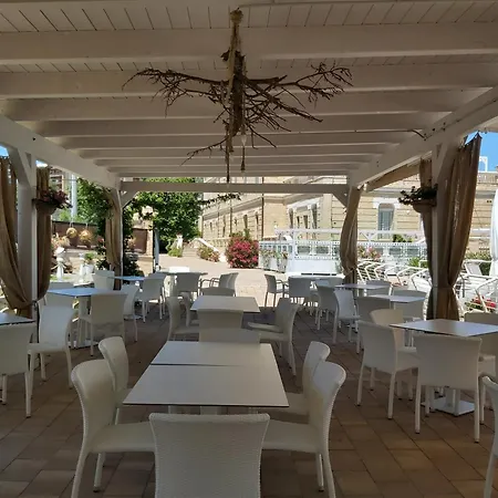 Contessina Aparthotel *